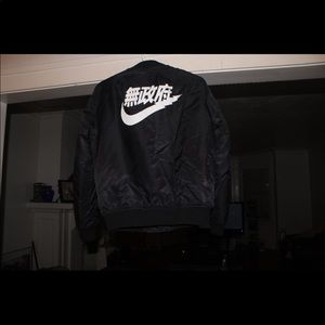 Bomber jacket